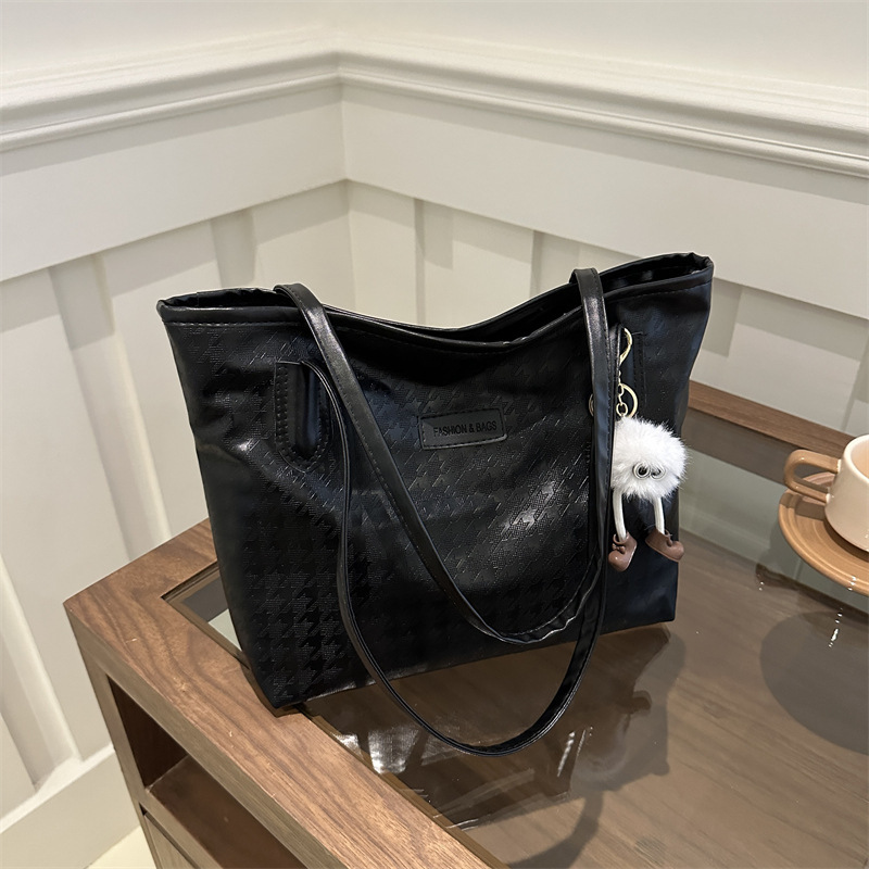 Work commuting handbag 2026 spring new casual bag single shoulder underarm bag tote bag