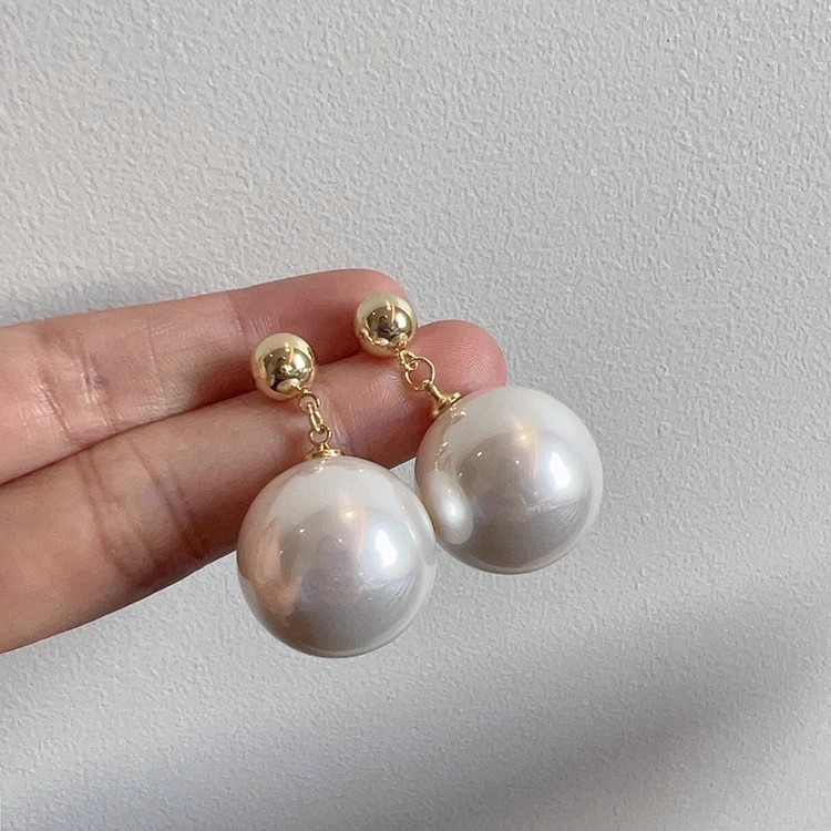 White Exaggerated Large Pearl Earrings Women 2025 New Earrings Ear Accessories