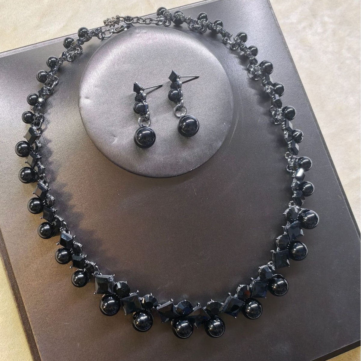 Jewelry Pearl Gemstone Necklace Set Women Niche Sweater Chain Collarbone Chain Alloy