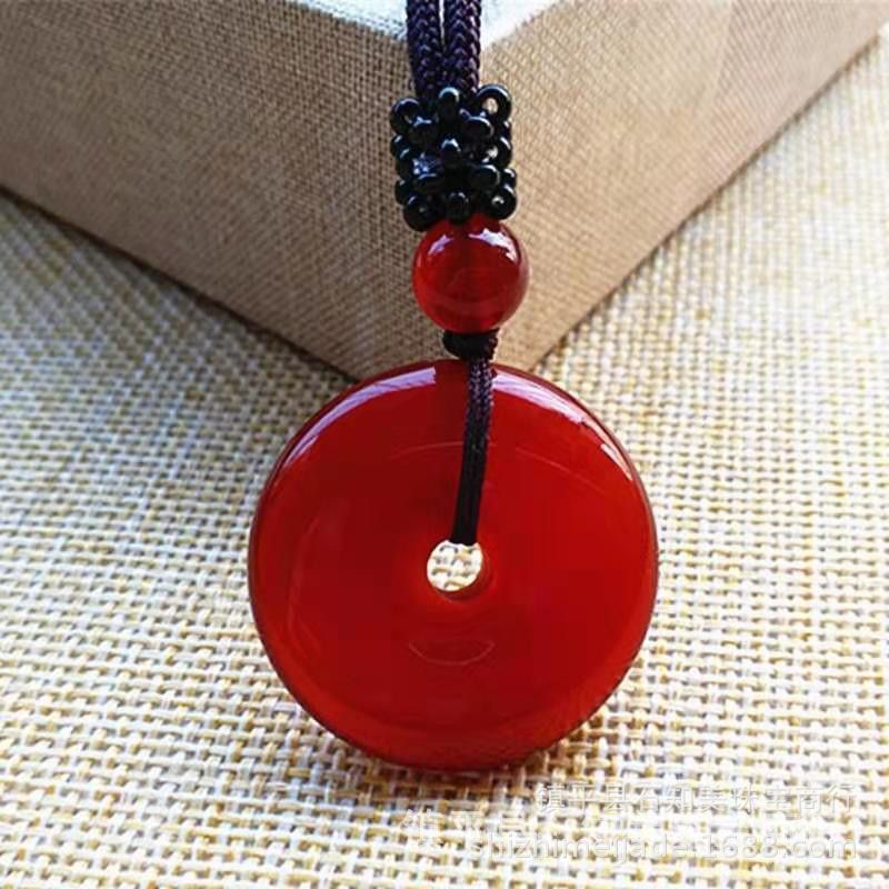 10 Yuan Mode Chalcedony Peace Button Traveling Vendor Goods Ice Seed Red Agate Pendant Jade Jade Pendant