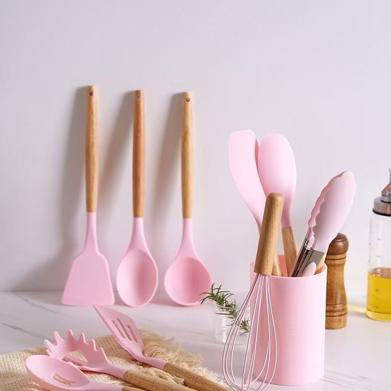 Wooden Handle Silicone Kitchen Utensils 12-Piece Set Non-Stick Pan Spatula Skimmer Ladle Cooking Tool Set
