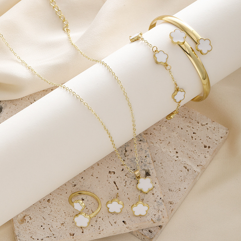 Clover Jewelry Set Wind Necklace Women Earrings Ring Bracelet Bangle