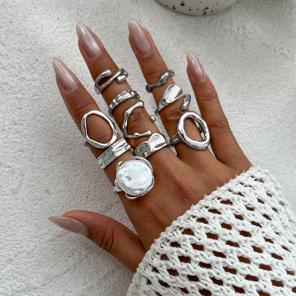 Irregular metal smooth ring for women Baroque faux pearl knuckle ring