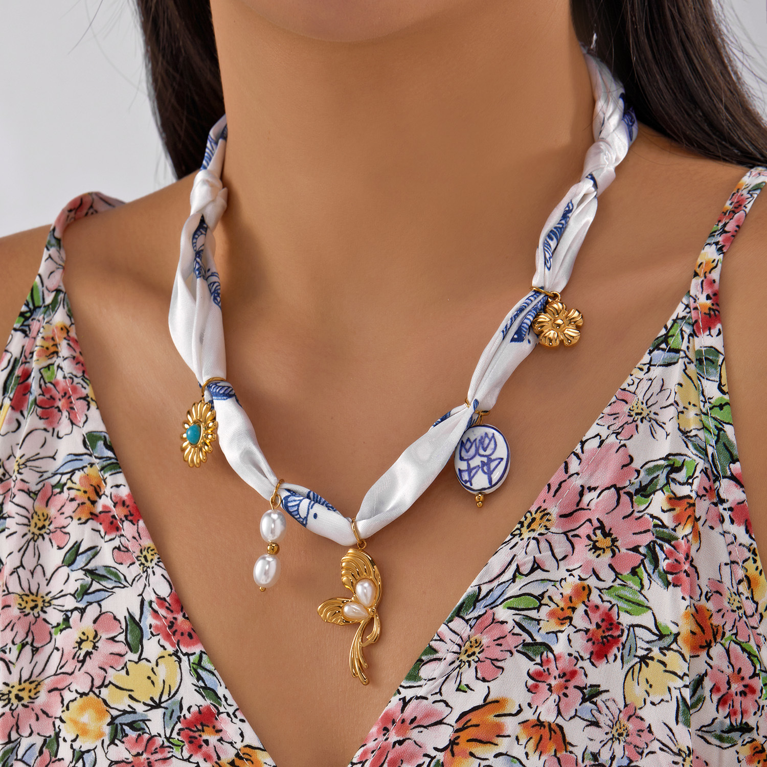 Flower Stainless Steel Pendant Ribbon Necklace Women Ocean Style Niche Stainless Steel Chain