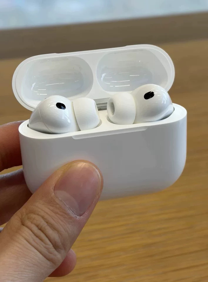 Second Generation Third Generation Fourth Generation Fifth Generation Bluetooth Earphones Wireless In-ear Large Capacity Earphones