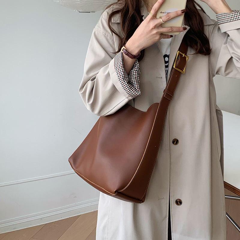 Large Capacity Bag for Women 2026 New Bucket Bag Single Shoulder Crossbody Tote Bag
