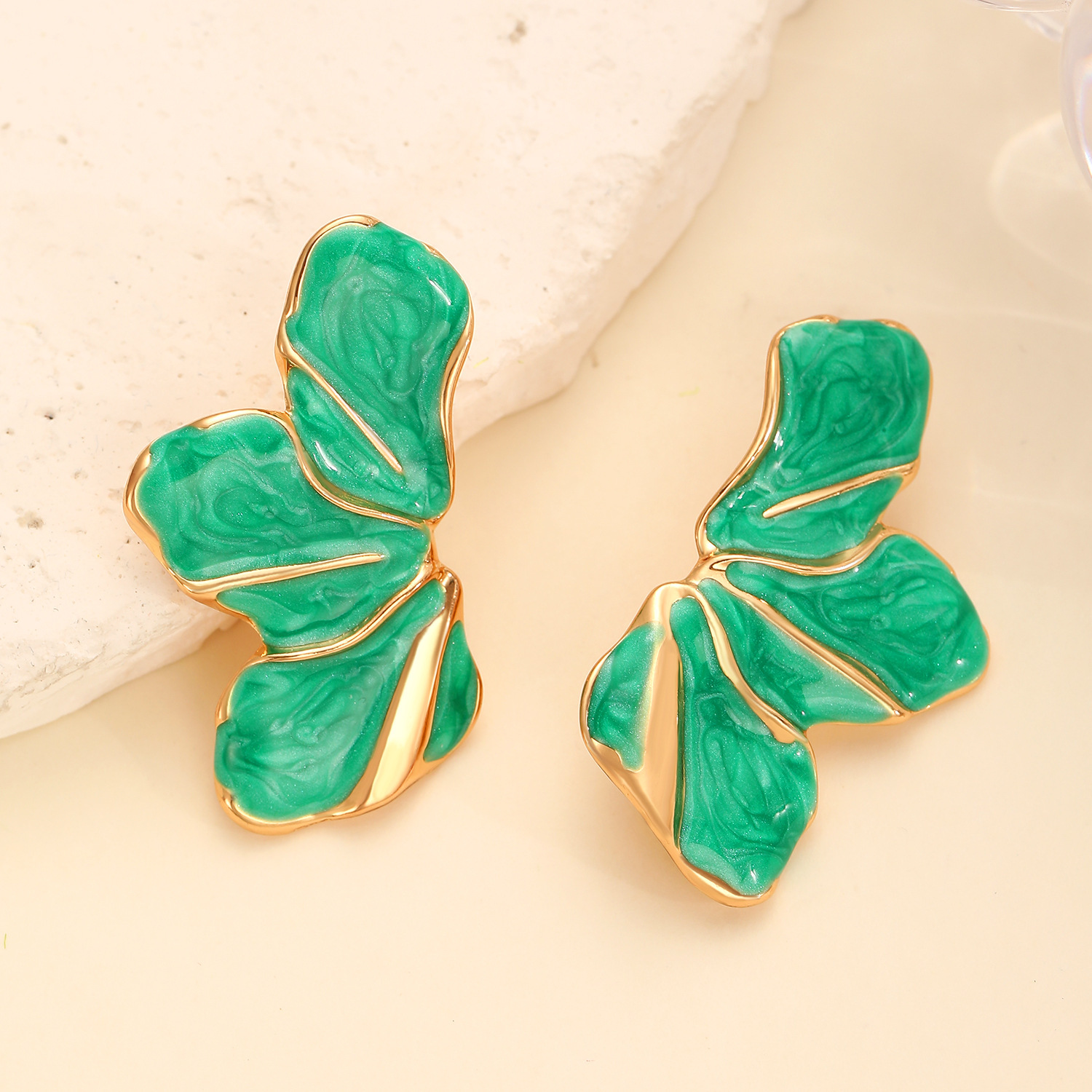 Pleated Geometric Shiny Earrings Women Ear Ornaments Exaggerated Accessories