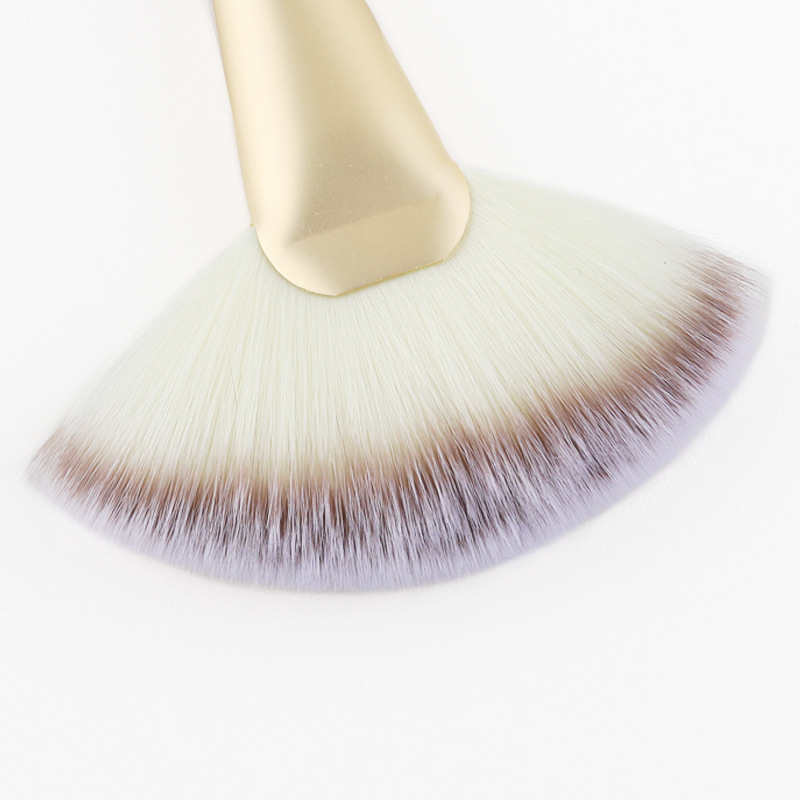 Single Fan Shape Highlighter Brush Powder Brush Soft Fan Shape Makeup Brush Cosmetic Tool