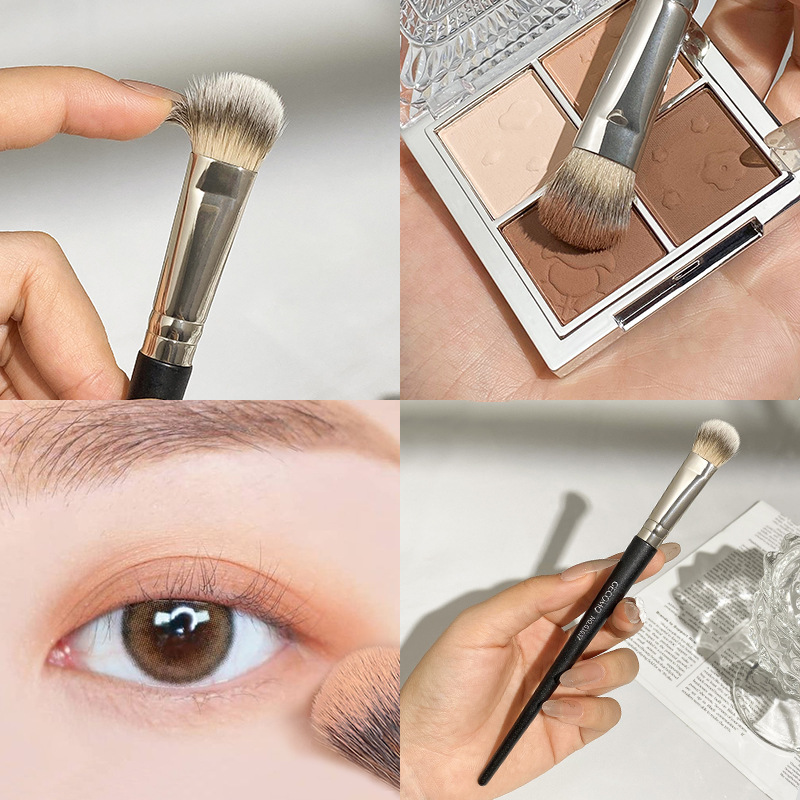 GECOMO large eyeshadow brush for beginners soft bristles non-absorbent natural blending easy makeup