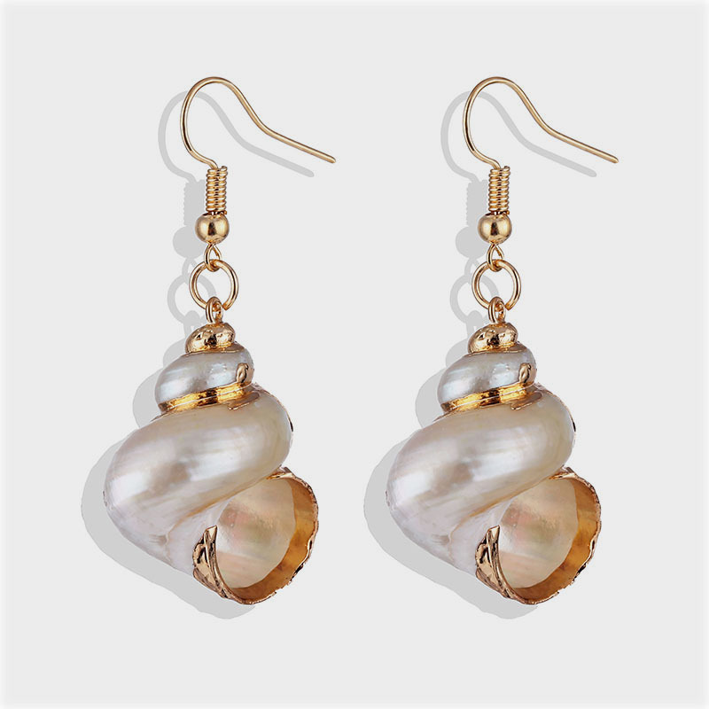 Natural Beach Shell Conch Gold-Plated Edge Earrings Bohemian Style Beach Conch Earrings