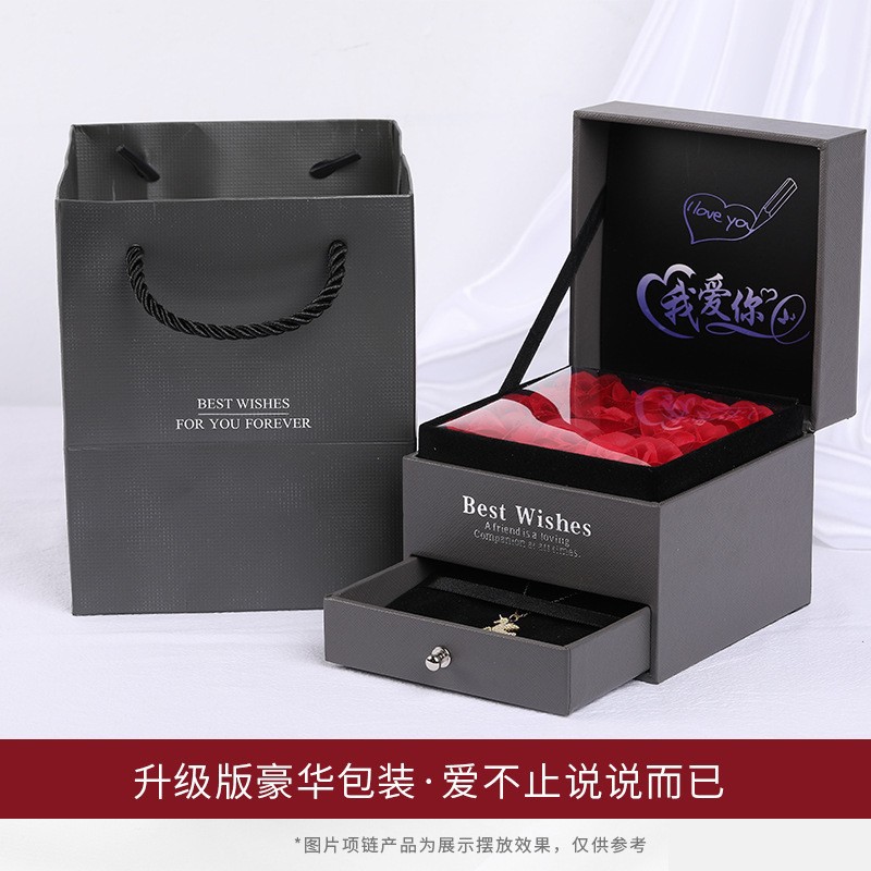 灰色永生花礼盒