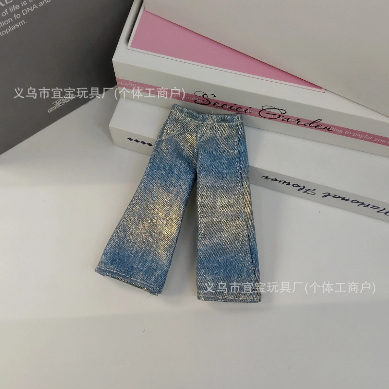 亮闪浅蓝