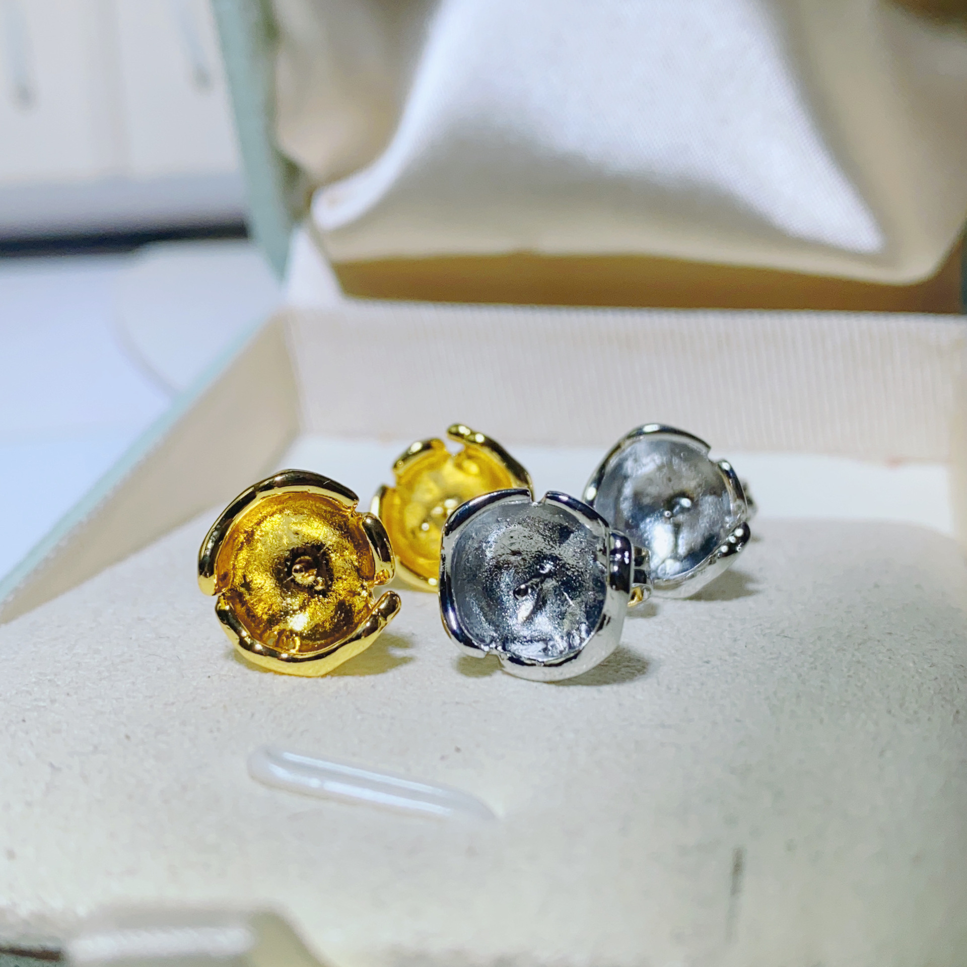 金色托（不含珠） · P1484包裹（8.5-9mm）