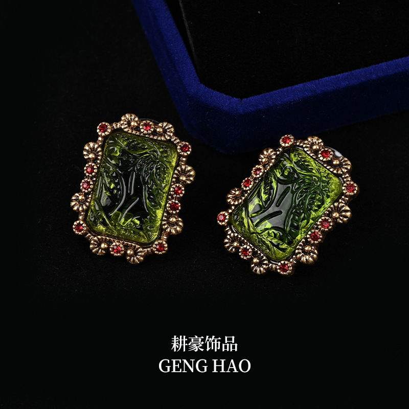 Qingdao vintage accessories emerald glass earring niche earrings women's necklace autumn winter