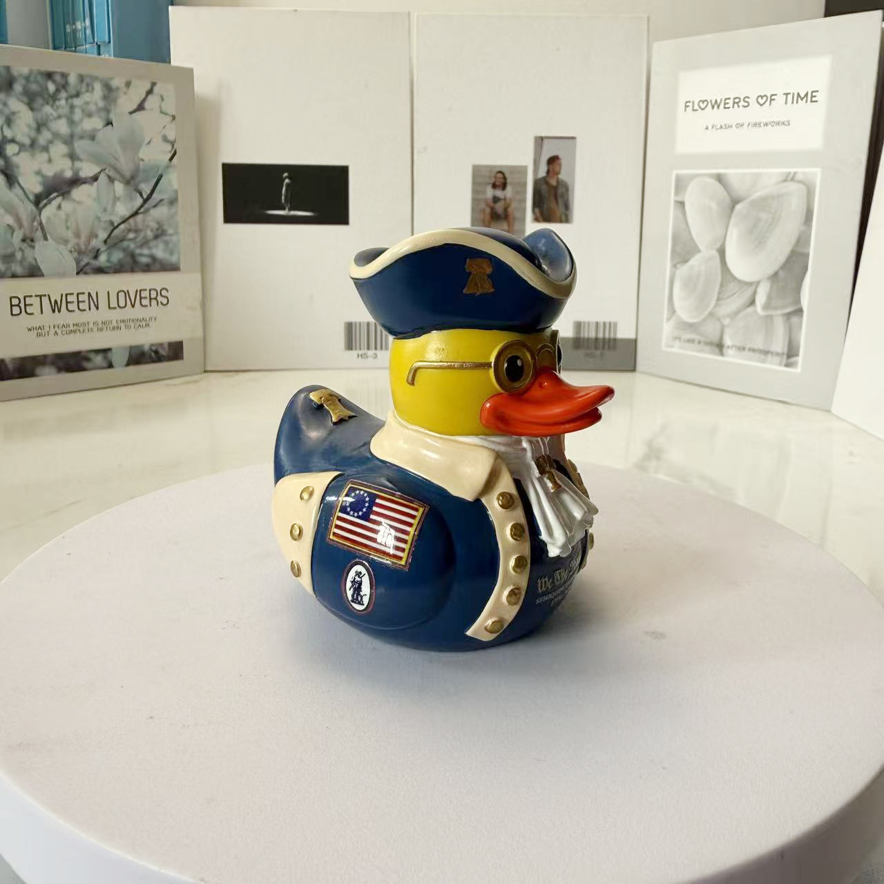 Independent Station New 2026 Cartoon Duck Resin Craft Ornament