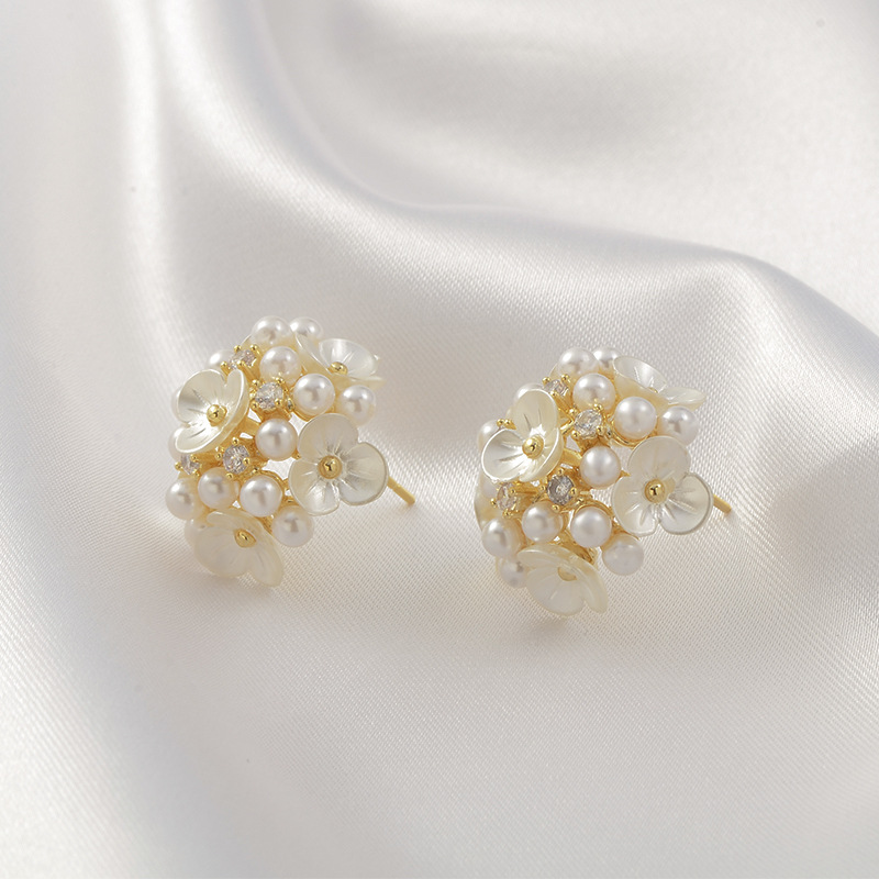 S925 silver needle flower cluster hydrangea flower petal sweet earrings fairy ear studs ear accessories