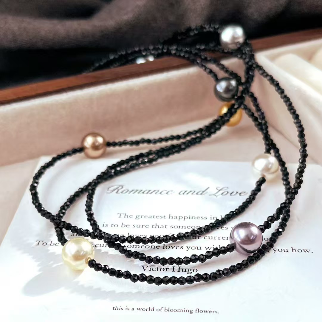 Black crystal necklace for women, design string pearl layered collarbone chain neck chain