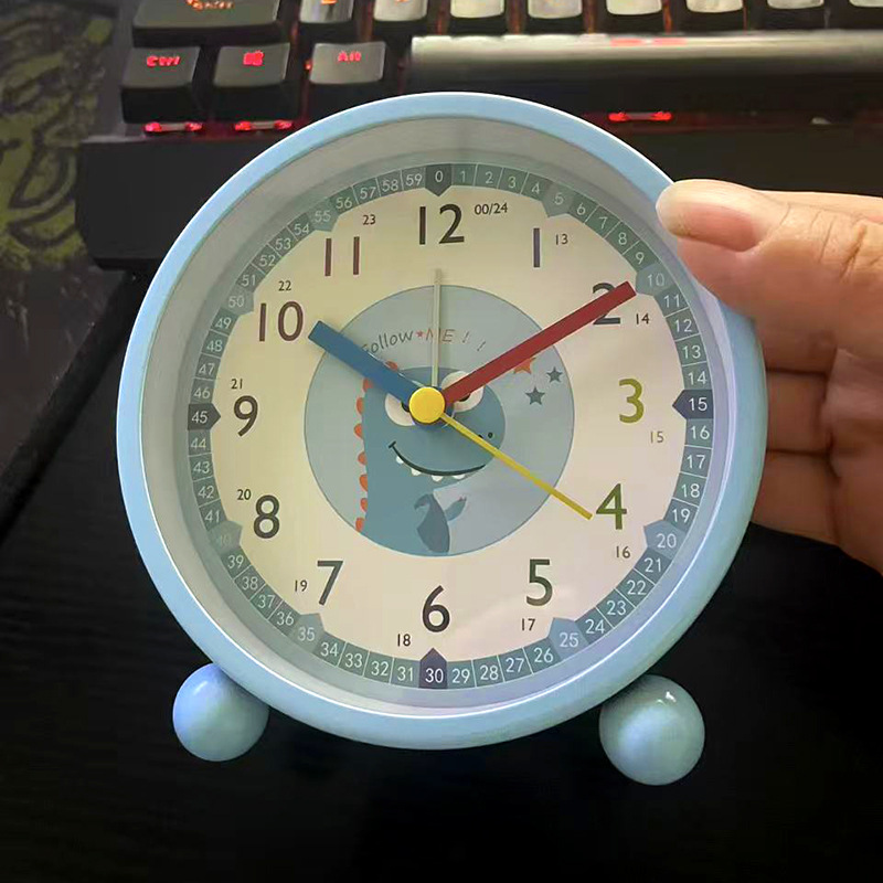 蓝色