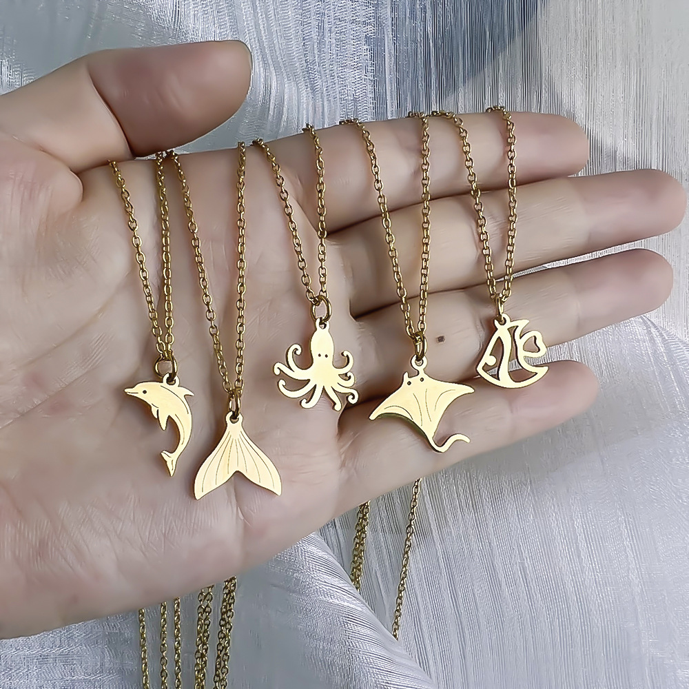 Stainless Steel Ocean Series 18K Gold-Plated Fishtail Dolphin Pendant Necklace—Simple Women's Collarbone Necklace