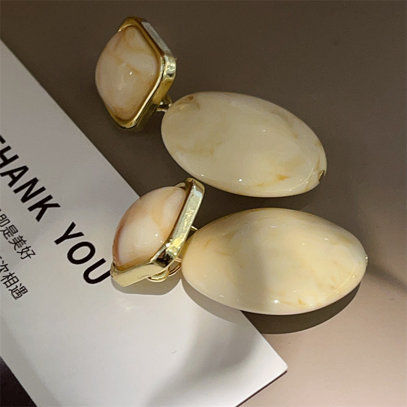 Niche Maillard Color Ivory White Paint Glaze Big Earrings Irregular Ear Studs Ear Accessories