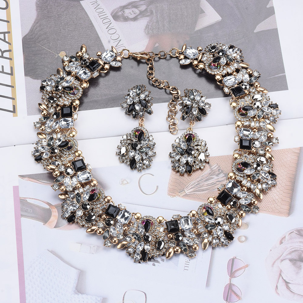 Green sweet collar women's necklace earring set