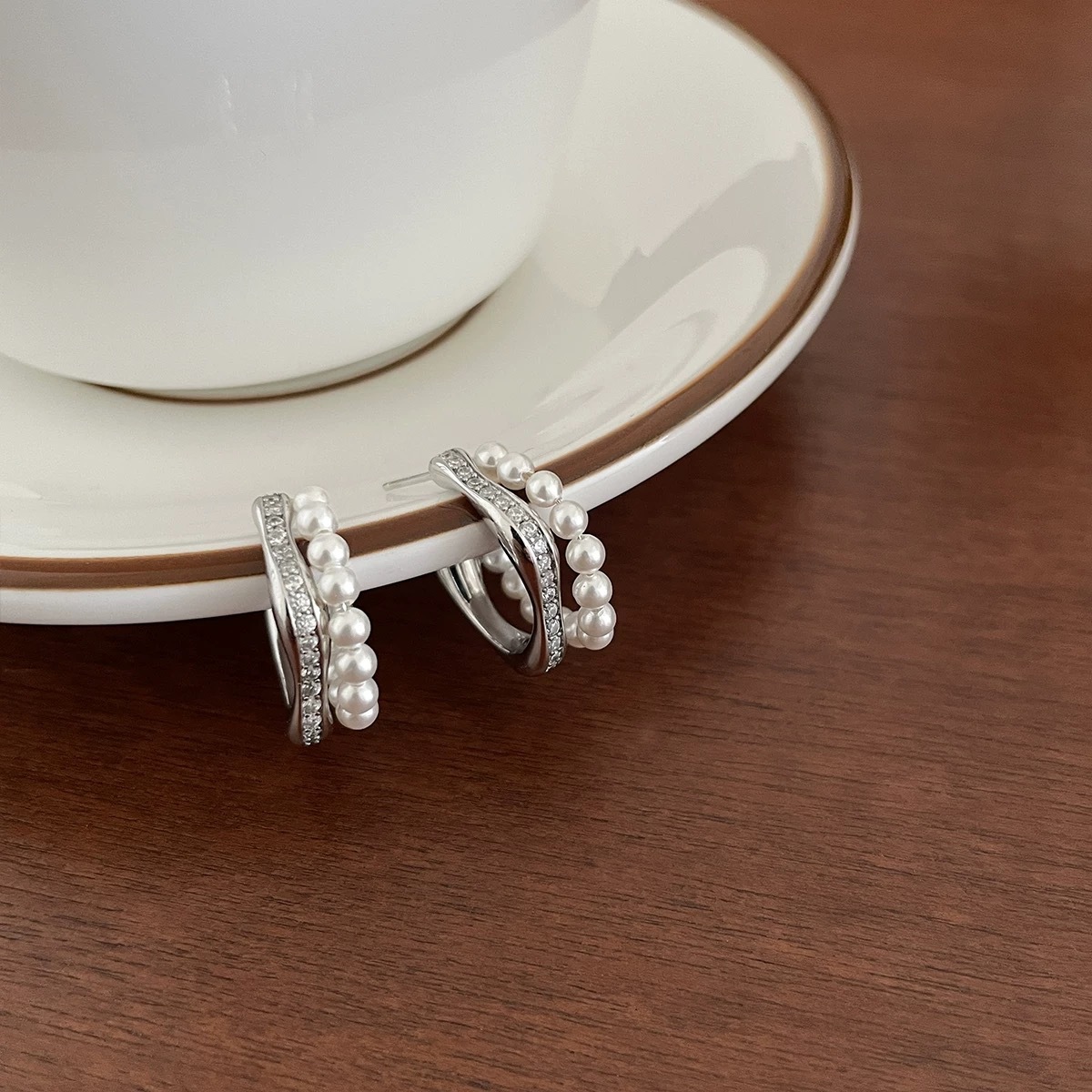 Live small fragrance style C-shaped zircon pearl earrings ear accessories full of daily ear studs women