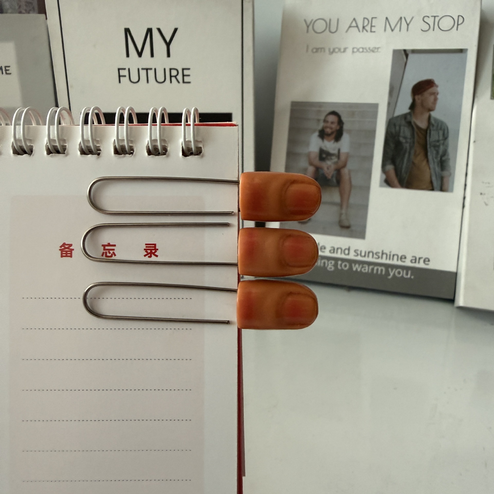 2026 Finger Paperclip Bookmark Set Graduation Season Gift Simulation Finger Paperclip