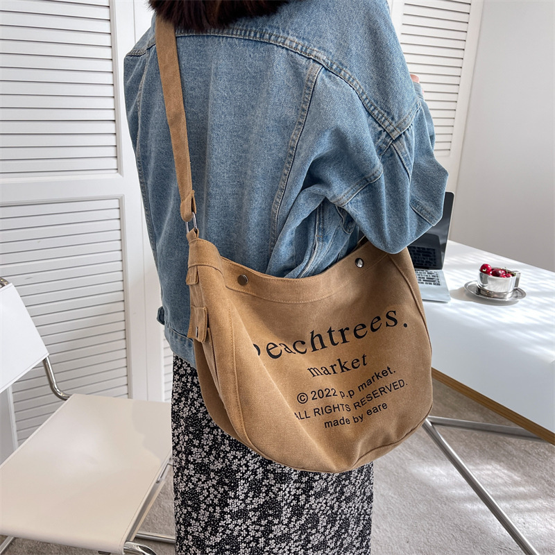 Letter canvas bag women's 2022 new tote bag student class crossbody bag large capacity single shoulder bag