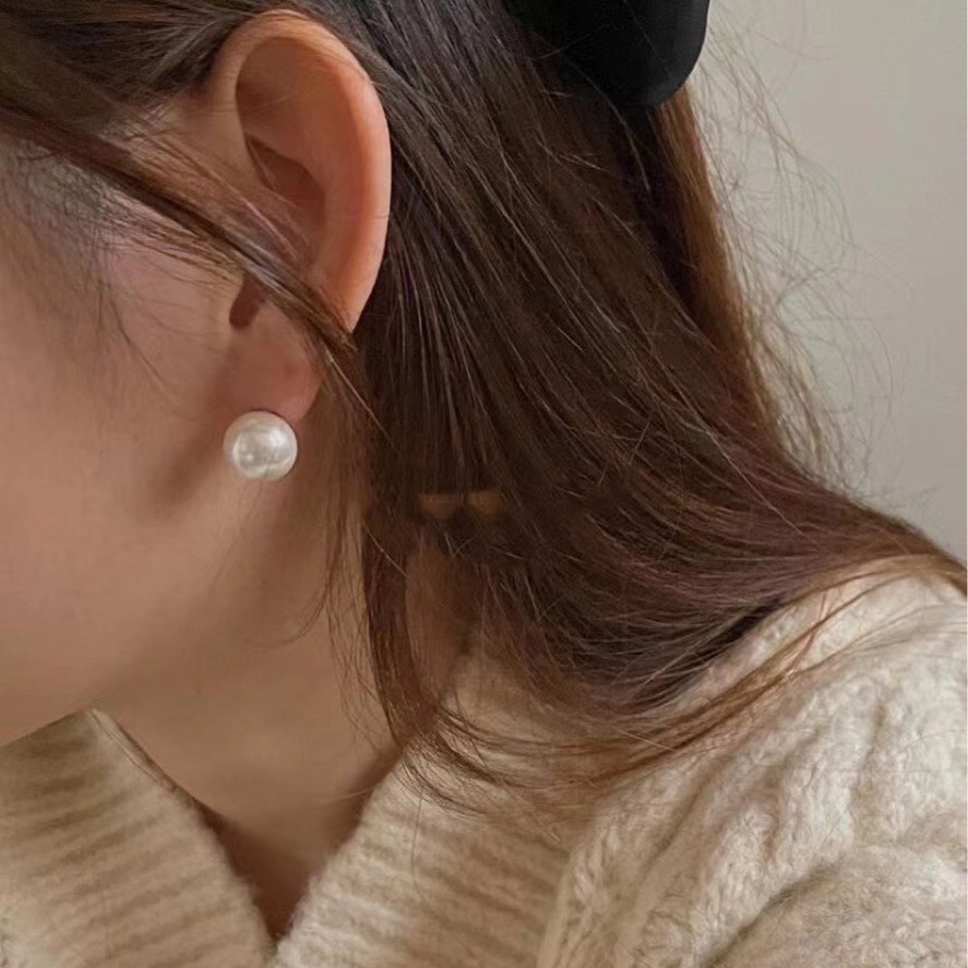 Exotic color S925 sterling silver genuine round strong light artificial texture crystal Swarovski pearl ear studs for women large