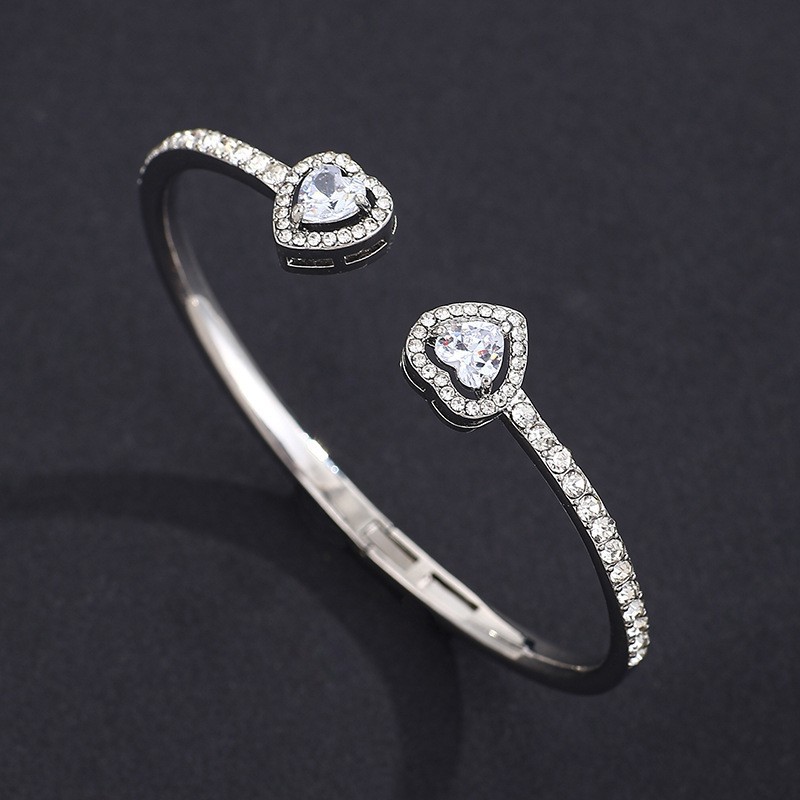 Gold-plated zircon heart-shaped open bangle for women jewelry