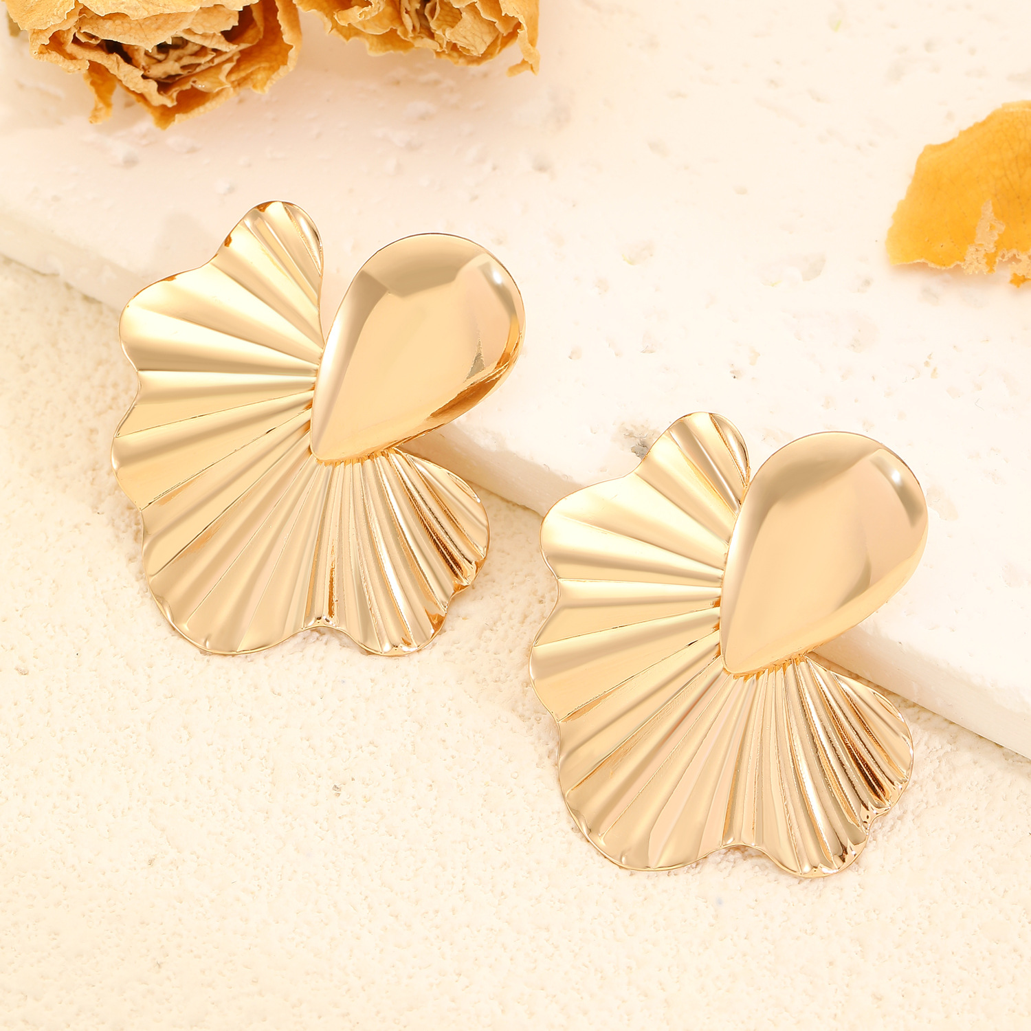 Pleated Geometric Shiny Earrings Women Ear Ornaments Exaggerated Accessories