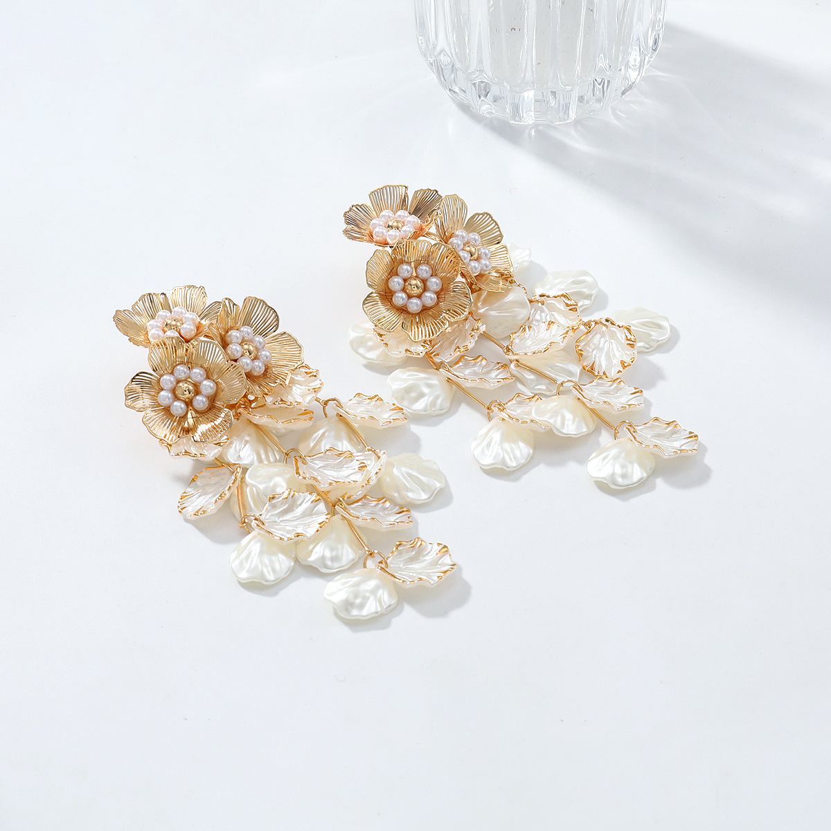 Super fairy sweet dopamine multi-layer earrings for women imitation pearl woven floral ear accessories