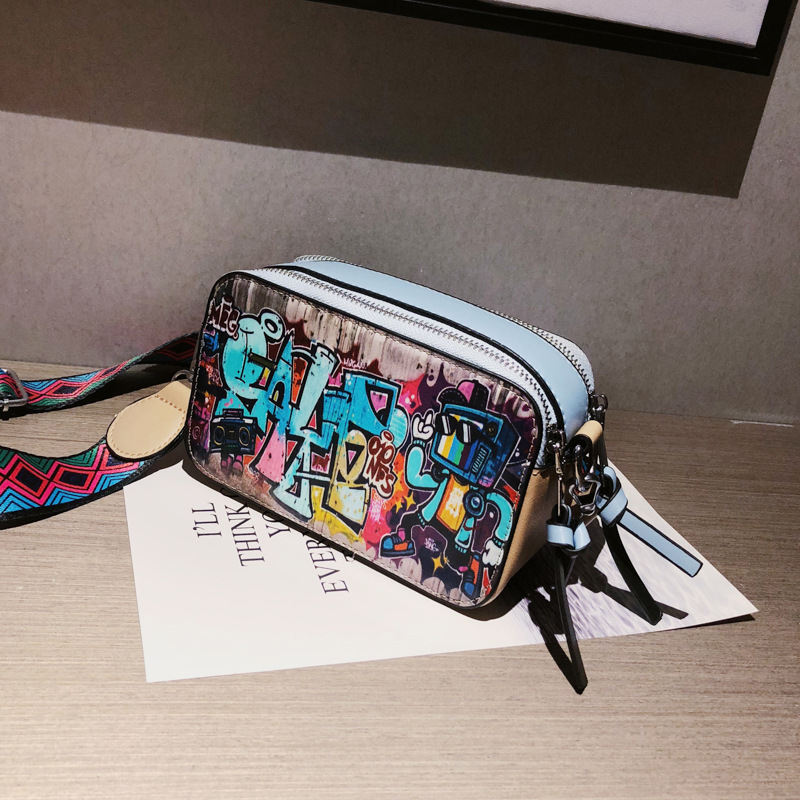 Texture Bag Crossbody 2026 New Graffiti Wide Strap Small Square Bag Single Shoulder Camera Bag