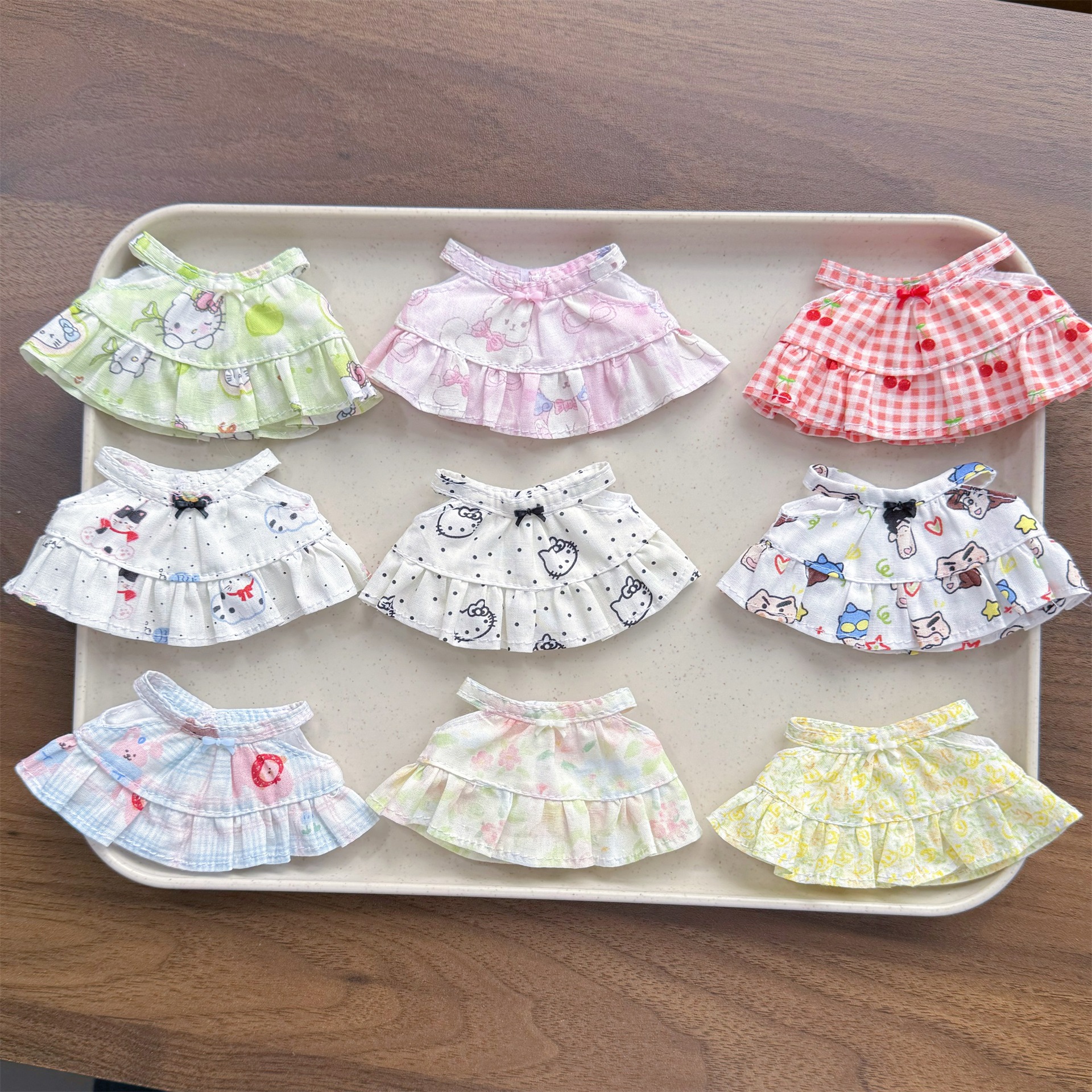 New product: Pleated ruffled dress for crying baby doll 17cm Labubu Hello Kitty dress doll clothing accessory