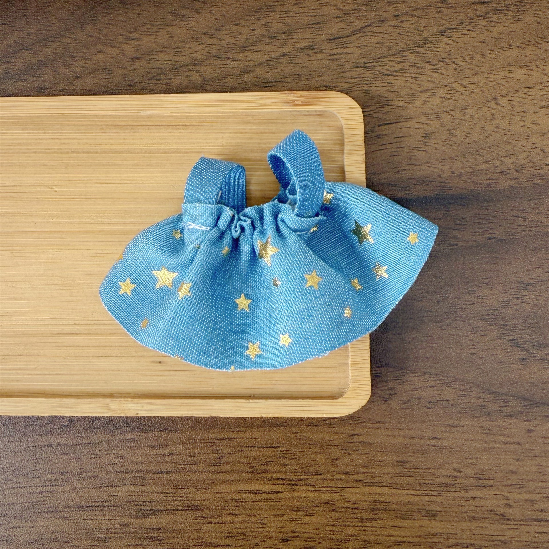 17cm Labubu doll clothes LABUBU plush replacement long-legged kitty cat pendant denim skirt doll clothes dress-up