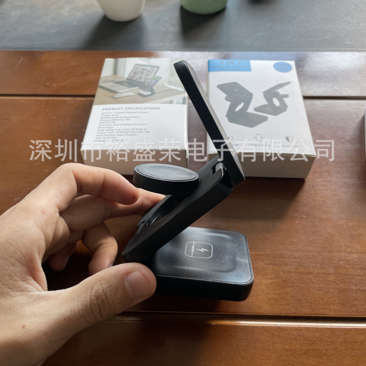 Magnetic Wireless Charger 3-in-1 Foldable for Apple Huawei Wireless Fast Charging Phone Stand