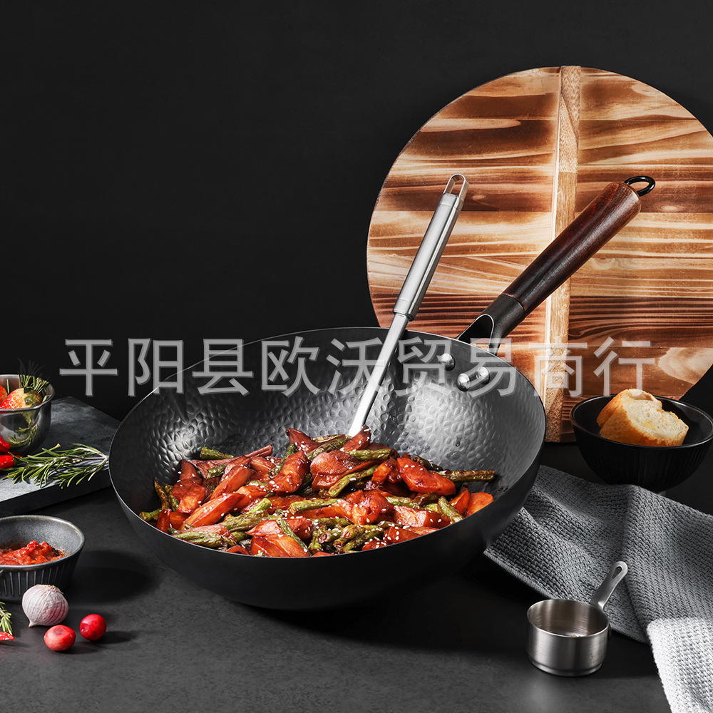 Carbon steel wok wrought iron household uncoated old-fashioned frying pan not easy to stick gas stove induction cooker universal pan