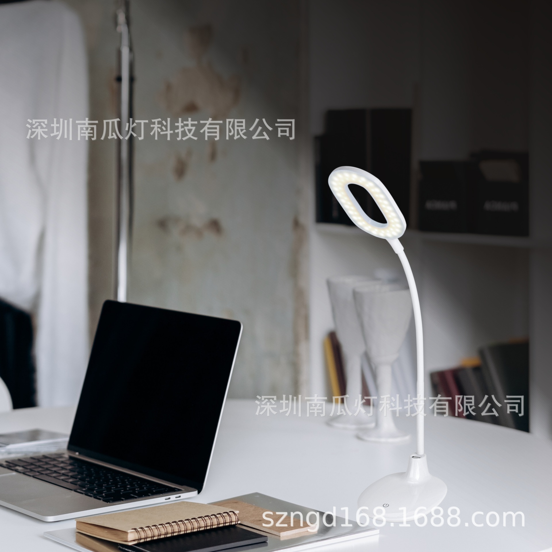 Ring light smart office desk lamp rechargeable fan desk lamp touch dimming color temperature desk lamp USB desk lamp