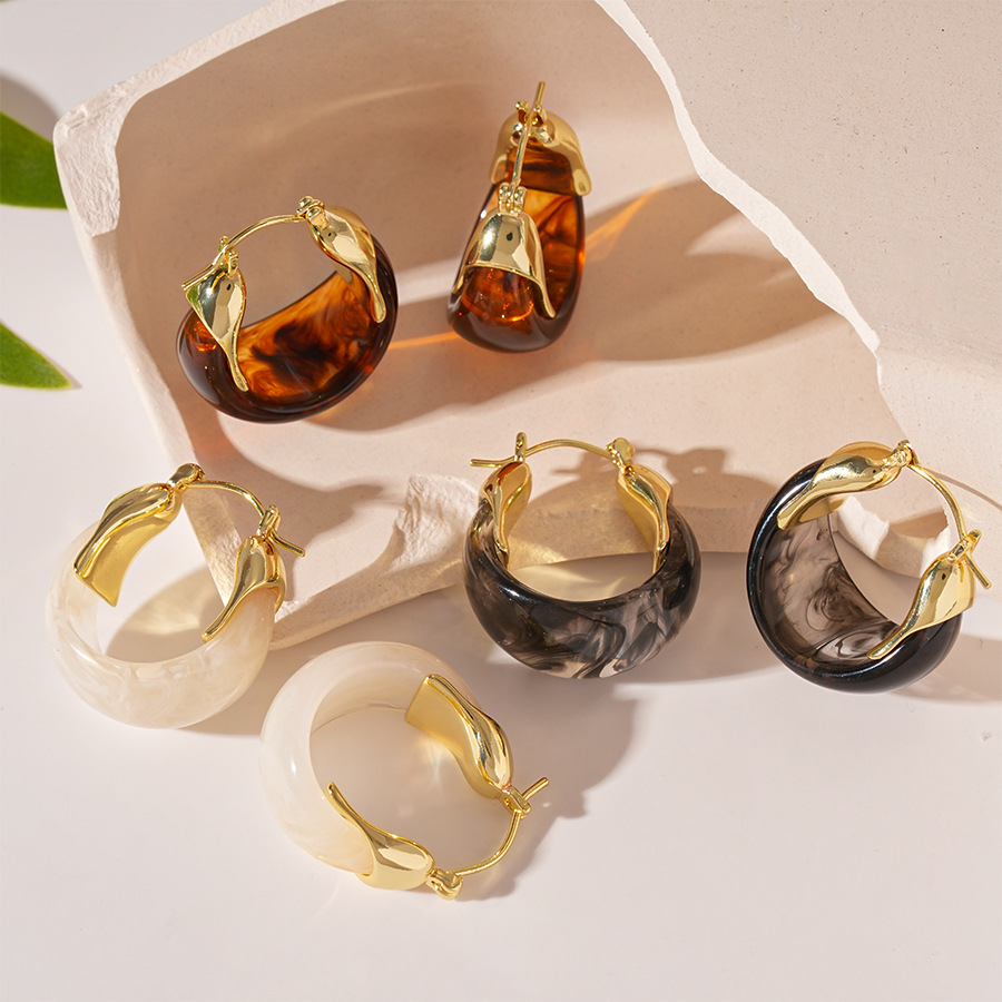 Resin Gradient U-Shaped Basket Ear Cuff Earrings Simple Geometric Earrings for Women