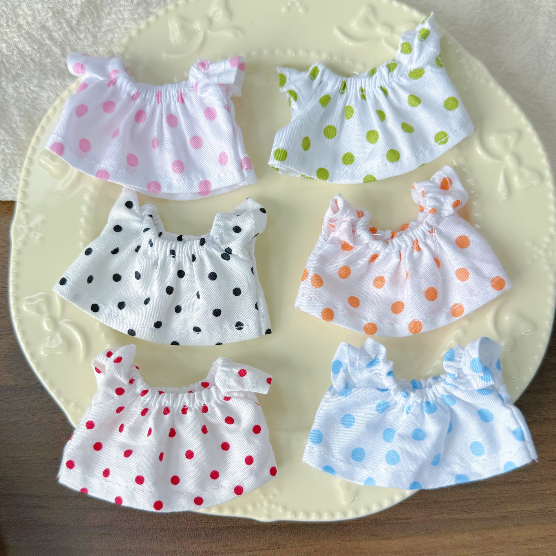 4.0 fourth generation mini mini Labubu doll clothes 10cm dress-up clothes dress small kt cat replacement