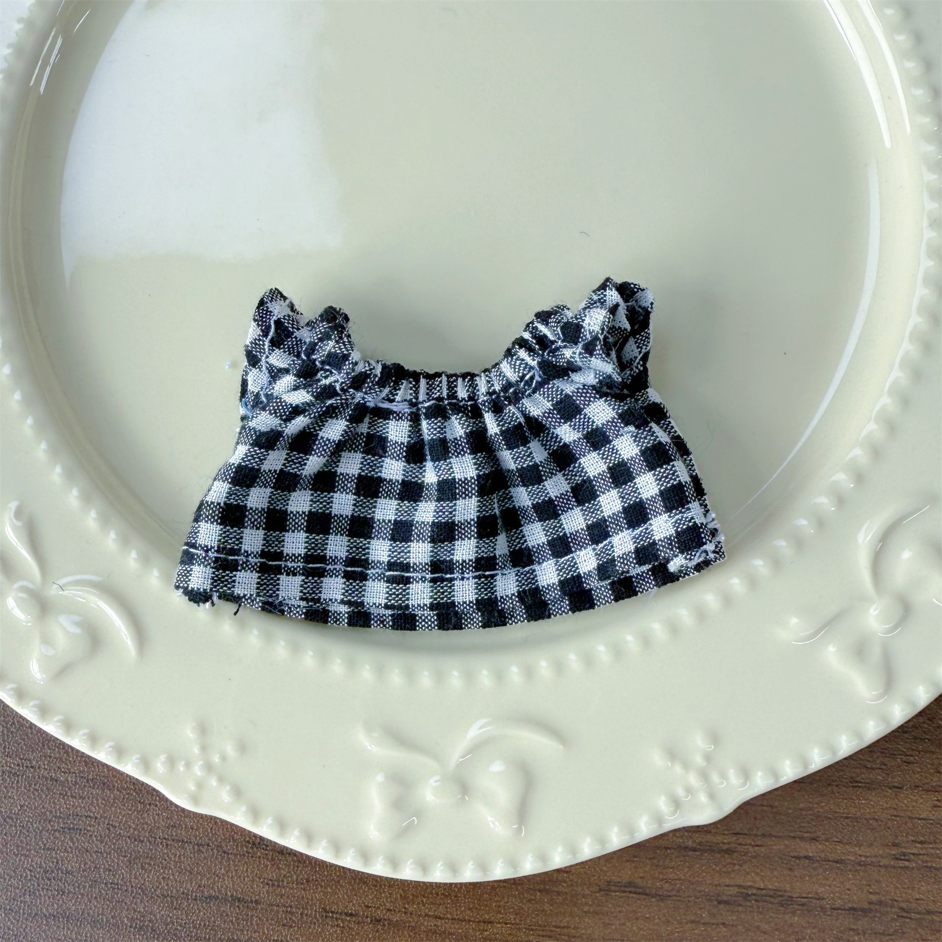 Fourth generation mini mini Labubu doll clothes 10cm dress-up clothes small skirt 4.0 LABUBU replacement