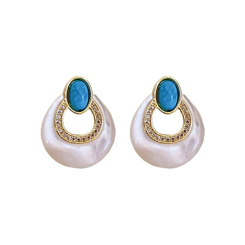 Vintage Niche Natural White Mother-of-Pearl Hollow Earrings Turquoise Ear Studs Commute Earrings