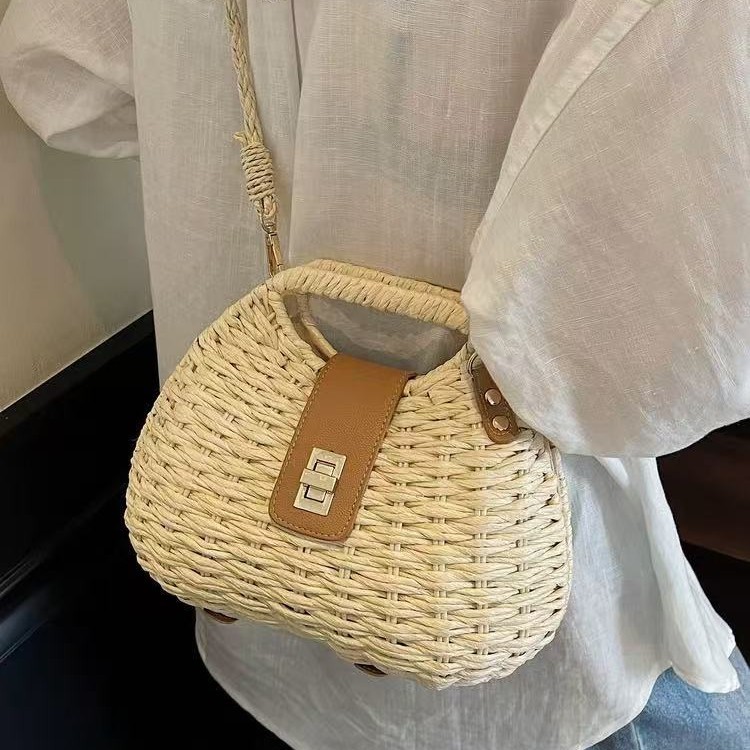 Spring and summer rattan woven bag hand-woven bag woven bag seaside beach small bag