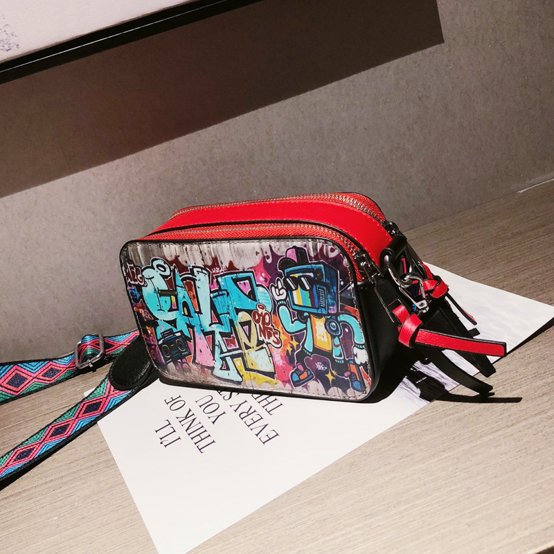Texture Bag Crossbody 2026 New Graffiti Wide Strap Small Square Bag Single Shoulder Camera Bag
