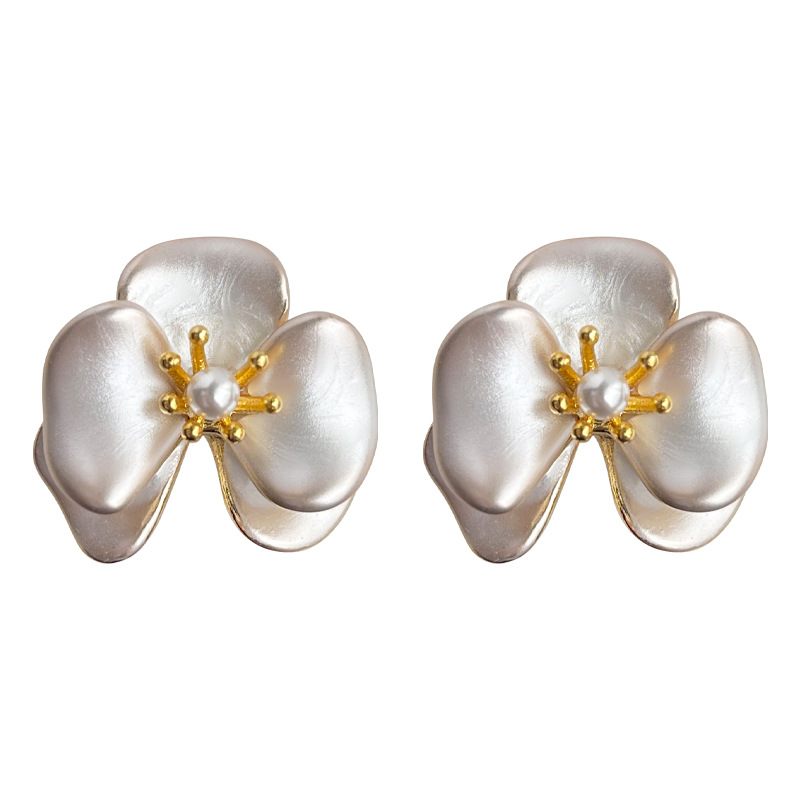 Three-dimensional butterfly orchid flower plated 14K new earrings for women, commuting elegant 2025 earrings