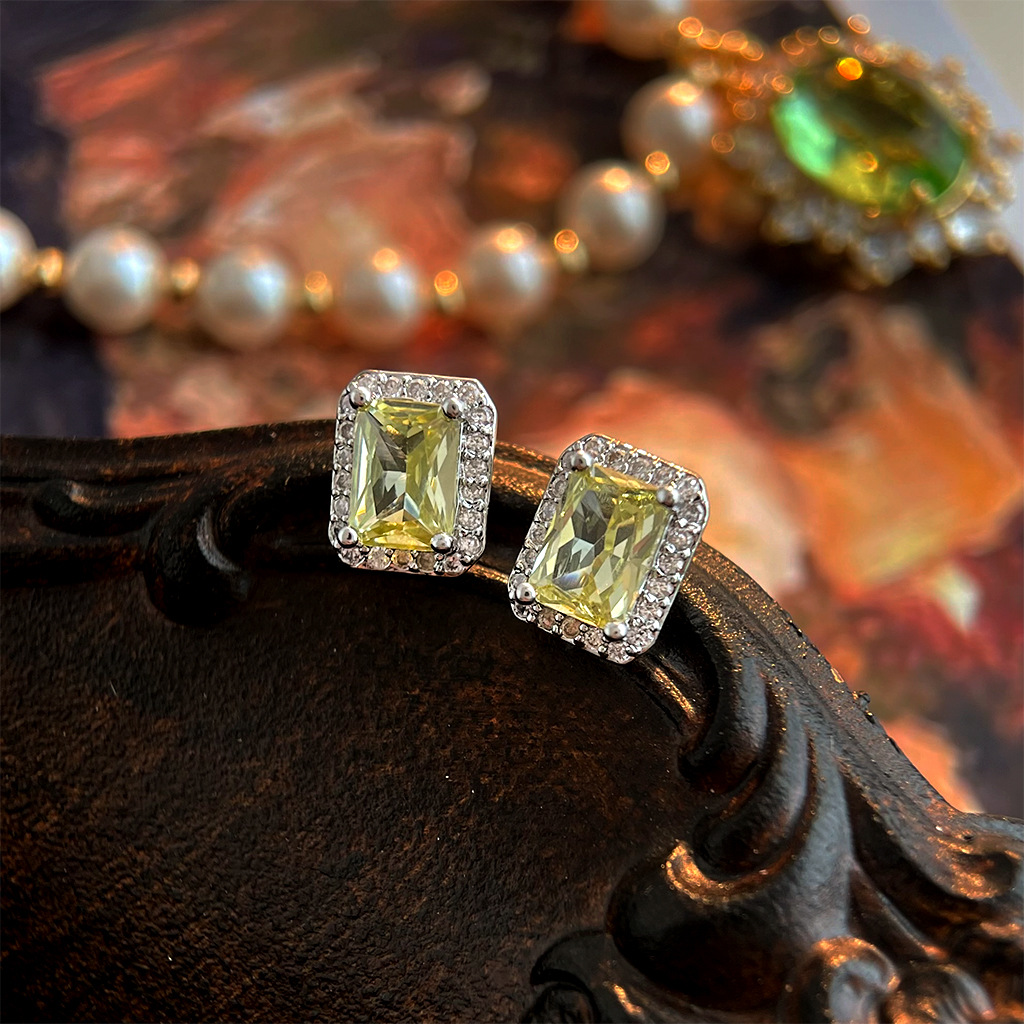 Vintage Retro Colored Gem Green Zircon Earring Collection Court Style Ear Studs Ear Accessories