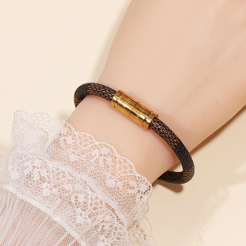 Vintage Pattern Leather Couple Rope Bracelet Stainless Steel Double Magnetic Bangle for Men and Women