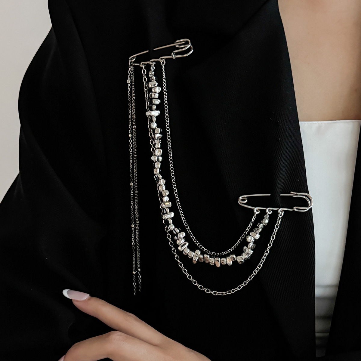 Jewelry hip-hop tassel chain brooch star pendant pin suit decoration