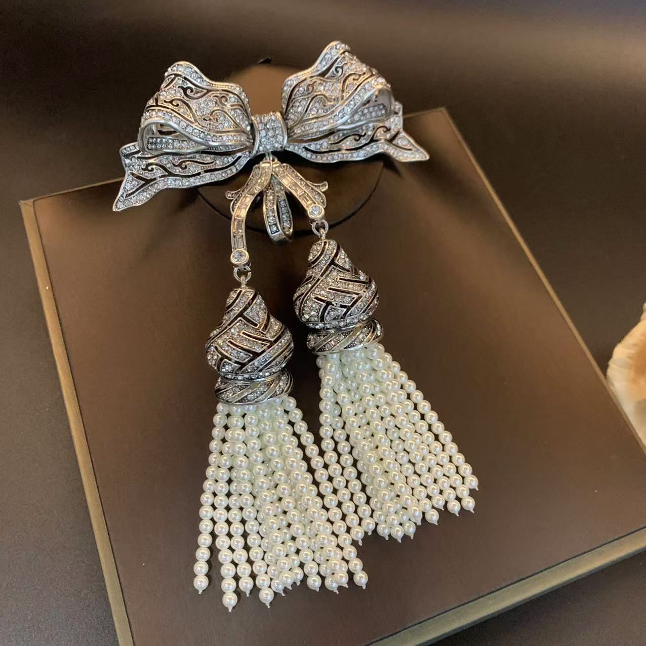 New natural stone floral beaded bracelet bracelet earring ear clip necklace neck chain women's brooch