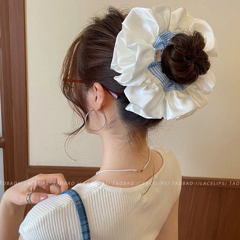 56#蓝白条纹白色缎面花边约20cm